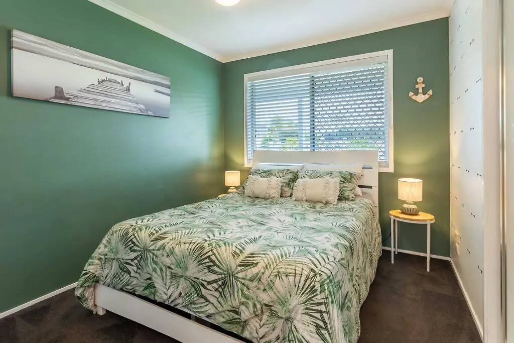 Renovated Pet Friendly Beach House Maroochydore Tatil Evi