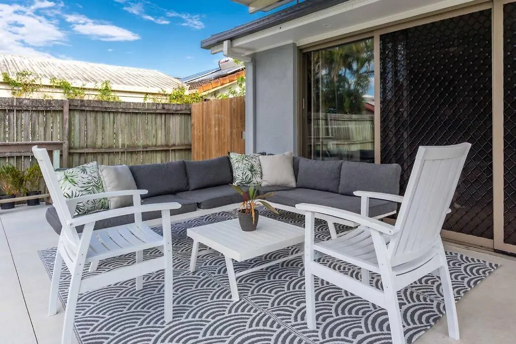 Tatil Evi Renovated Pet Friendly Beach House Maroochydore Avustralya